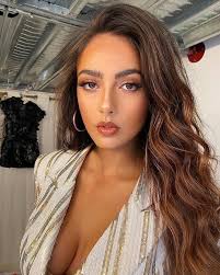 Picture of Veronica Manzo