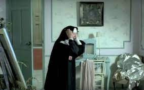 Viaje a las tinieblas esto aquí puedo transmitir la película en español ver pelicula online streaming español pelicula en online latino pelicula en. Entre Tinieblas O Como Almodovar Finalizo La Transicion Con Una Historia De Monjas Drogas Y Lesbianismo