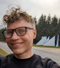 Hi What is the name of these buttons and what are the functions of them? I  see them in many dialog boxes, but I never see them in use, for example when