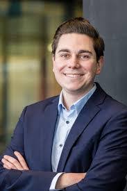 Dejan Simic's Instagram, Twitter & Facebook