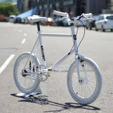 Kamu bisa menemukan penjual sepeda minion bike dari seluruh indonesia yang terdekat dari lokasi. 260 Sepeda Minion Ideas Bicycle Bike Folding Bike