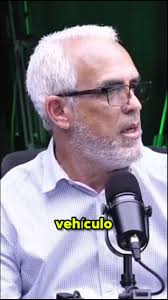🛵Se tiene por sentado que la primera motocicleta de la historia fue  patentada por Gottlieb Daimler quien en 1887 registró el motor Daimler de  combustión interna de gran velocidad que constituyó un