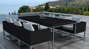 La particularité de la fibre résine est un autre élément à prendre en compte. Table Et 6 Fauteuils Encastrable De Qualite En Resine Tressee Noire Salon De Jardin Design Mobilier De Jardin Contemporain Table Salon De Jardin