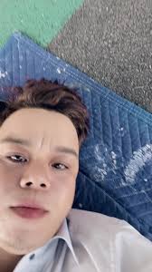 Nắng Công Trường Thieu Đốt Đời Trai Trẻ