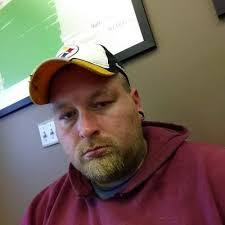 Mike Poff's Instagram, Twitter & Facebook