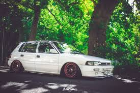 Power is produced by a double overhead camshaft, 1.6 litre naturally aspirated 4 cylinder engine, with 4 valves per cylinder that provides power. Toyota Conquest Hatchback Ae92 Toyota Corolla Toyota Cars Hatchback