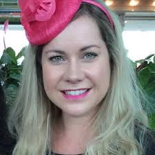 Corinne Howell (@corinnehowell)