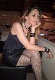 Politiker, die es in zeiten der allgemeinen gereiztheit und zermürbung für einen gelungenen beitrag. Tamara Wernli Image