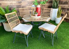 Find a table and chair set that will turn your outside living area into a secluded oasis. Outdoor Round Dining Table Set Decora Home