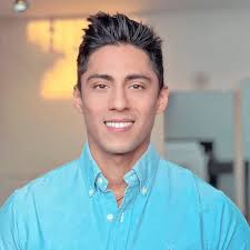 132 Agents in Los Angeles Office, 8560 Sunset Boulevard