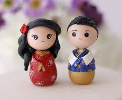 Chinese Bride And Groom Wedding Cake Topper Kokeshi Figurines Chinese Wedding Decor Chinese Wedding Groom Wedding Cakes