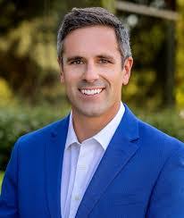 Andrew Biggs's Instagram, Twitter & Facebook