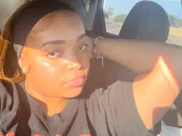 Student Ambassador: Zora Hunter