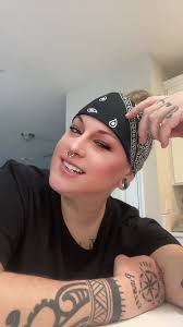 giraffe #poop #dontcare #hashtags #goofy