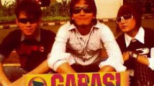 Download Lagu Luna Dari Garasi Band 3 20 M Dunialagu