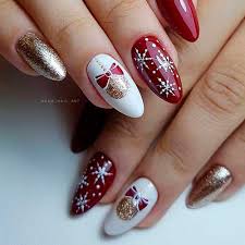 Benefits of acrylic nails & gel nails. The Best Christmas Nails Ideas For 2020 Cute Manicure