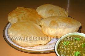 Bhatura is crisp from outside and soft and spongy from inside. Chole Bhature Recipe Nishamadhulika Com