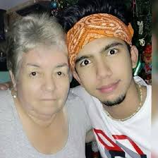 No es un proceso político que se pueda resolver con votaciones o mensajes  de desinformación. Solo están tratando de usar la circunstancia para hacer  campaña politica