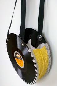 Voir plus d'idées sur le thème vinyle, vieux disques, disque artisanat de vinyle. Deco Avec Des Vieux Vinyles Voici 17 Idees Pour Vous Inspirer