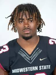 Elijah Huff's Instagram, Twitter & Facebook