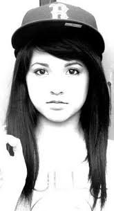 Daphne Cabral (daphne108116)