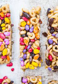 No Bake Honey Nut Cheerios Snack Bars Averie Cooks Recipe Cheerios Snacks Snacks Honey Nut Cheerios