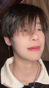 Perempuan Cium Lelaki Enak Banget