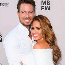 The woman said kivlenieks was breathing and noted that a nurse was also at the party, but added the goaltender. Ex Bachelor Sebastian Pannek Angelina Heger Endlich Ist Es Raus Sie Verrat In Welchem Monat Sie Ist Bunte De