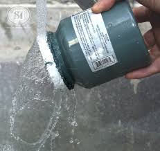 This will loosen up the jar. Quick Tip 5 Easy Ways To Open A Plastic Stuck On Paint Lid Salvaged Inspirations