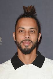 Photo : Disiz La Peste (Sérigne M'Baye Gueye) à l'avant-première du film  policier "L'Empereur de Paris" au cinéma Gaumont-Opéra à Paris, France, le  10 décembre 2018. © Coadic Guirec/Bestimage