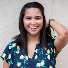 Cassandra Leach's Instagram, Twitter & Facebook