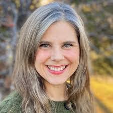 Krista Crews's Instagram, Twitter & Facebook