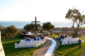 Wedding At Grant Park In Ventura Ca Beachfront Weddings Unique Wedding Venues Ventura Beach
