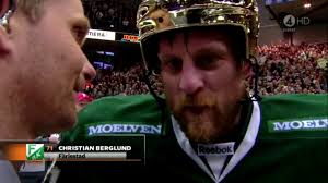 Färjestad on wn network delivers the latest videos and editable pages for news & events, including entertainment, music, sports, science and more, sign up and share your playlists. Farjestad Vagen Till Sm Guldet 2011 Youtube