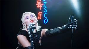 Miley cyrus — midnight sky (муз тв неспиннер 2020). Miley Cyrus Takes Disco Makeup To The Next Level In Her New Midnight Sky Music Video Vogue