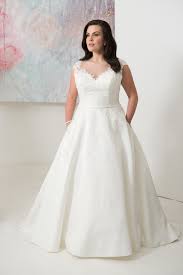 We did not find results for: Brautkleid Coral Von Callista Auf Ja De