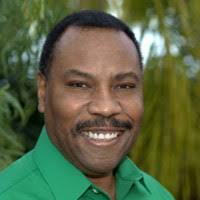 100+ "Paul Lowe" profiles