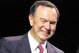 Wal-Mart names Duke to succeed Scott as CEO