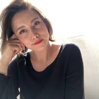 9500+ perfiles de «Aida»