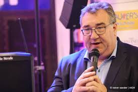 Bescheiden versteckt