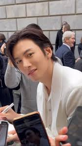 池昌旭 Ji Chang Wook, 米蘭時裝周 2024, Milan Fashion Week 2024, Giorgio Armani, cr:  欢迎钱来, @jichangwook 💕💗💕, @bangchigu, @jichangwook_archive,  @spring.company_official, @jcw.hk.wookies.new , ...