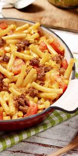 Herzhafter Maccaroni Auflauf Mit Hackfleisch Tomaten Und Mais Lecker Mit Kase Uberbacken Rezepte Essensrezepte Essen Rezepte