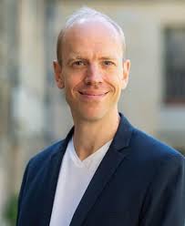 Alex Betts's Instagram, Twitter & Facebook