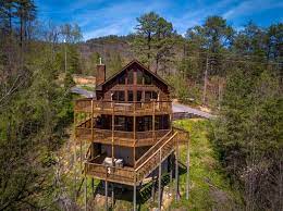 Fireside chalets and cabin rentals, pigeon forge, tn (2021) posted: Fireside Chalet And Cabin Rentals Pigeon Forge Tennessee Chalets With Hot Tubs Whirlpools Some Tennessee Cabins Secluded Cabin Gatlinburg Tennessee Cabins