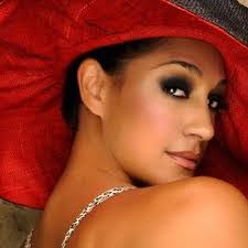 Eunice Castro's Instagram, Twitter & Facebook