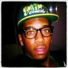 Maurice Hogue's Instagram, Twitter & Facebook