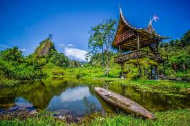 Kota ini sekarang menampilkan panorama perkebunan anggur dan bukit yang indah. 10 Tempat Wisata Di Bukittinggi Yang Wajib Dikunjungi Halaman All Kompas Com