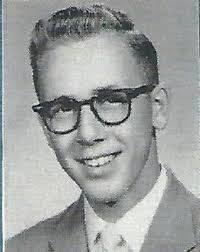 Larry Keil's Instagram, Twitter & Facebook