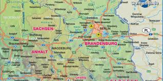 Ein typischer regiolekt ist hier die anhaltische mundart („das anhaltische), die bis in die gegenwart in der literatur als prosa und auch als lyrik gepflegt wird. Karte Von Ostdeutschland Region In Deutschland Welt Atlas De