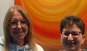 Andrea Hummel's Instagram, Twitter & Facebook